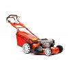 czerwona kosiarka spalinowa